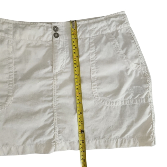 The North Face White Skort - Picture 10 of 11